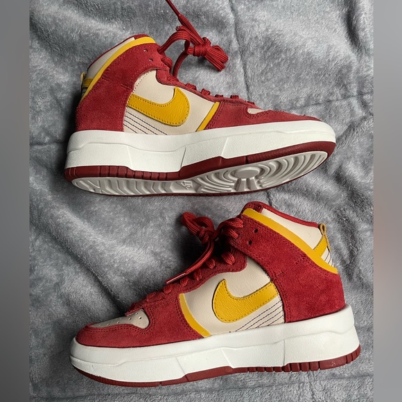 Nike Dunk (High-up) Women’s Size 6 - Picture 2 of 7